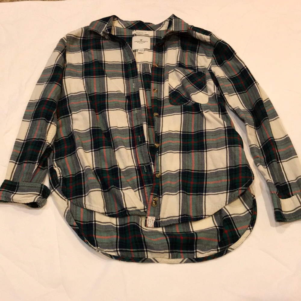 American Eagle plaid button down shirt